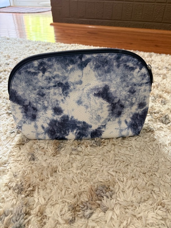 Herbalife Nutrition Handbags - Tie-Dye Navy and White Soft Vinyl Cosmetic Pouch